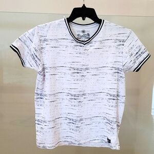 Brooklynn's Best boy's t-shirt.  Size S